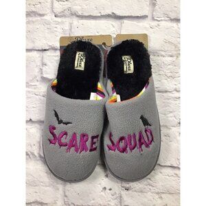 Dluxe by Dearfoams Women Size 4/5 “Scare Squad" Memory Foam Gray Fleece Slipper